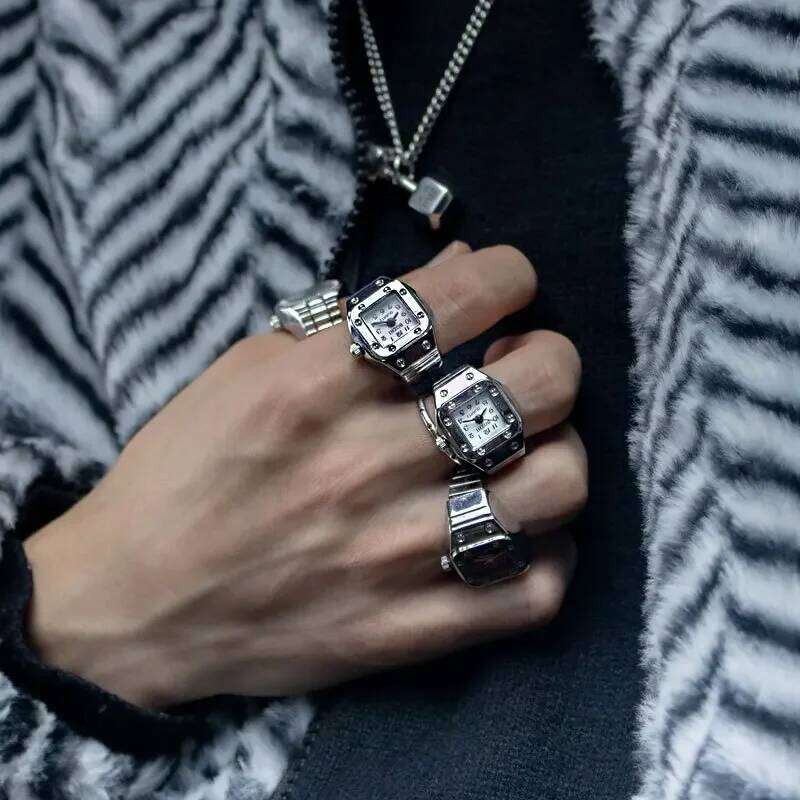 free shipping Vintage Punk Finger Mini Elastic Strap Alloy Watches Couple Rings Jewelry Clock Retro Roman Quartz Watch Ring Women Me