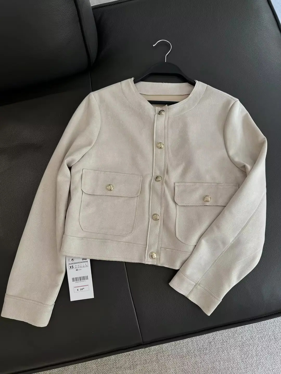 Autumn Product Womens Suede Texture Temperament Casual Versatile Effect Long Sleeve Short Jacket Coat 250715