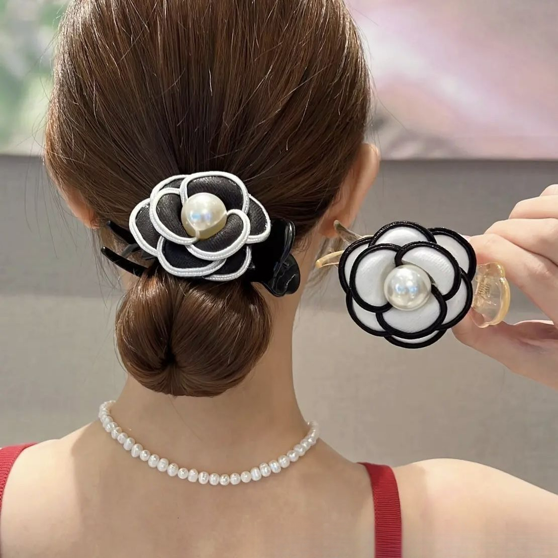 Super Fairy Camellia AB Double-Sided Claw Women, Elegant Bun Clip for Back of Head, High Ponytail Hairpin, Hair Accessory ddmythur