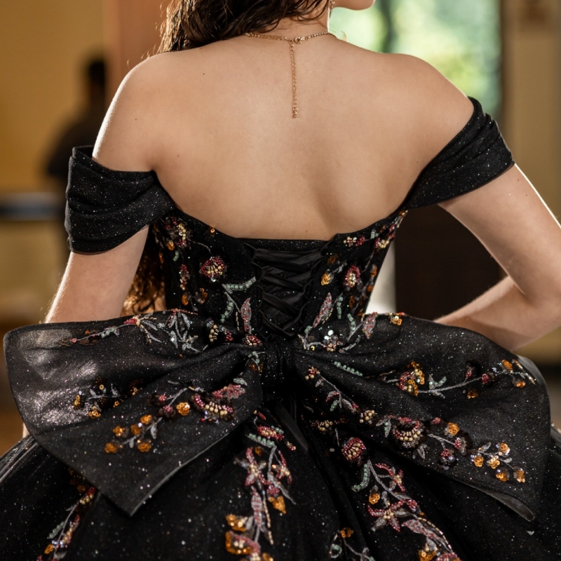 Black Shiny Quinceanera Dresses Ball Gown Off The Shoulder Sequin Applique Lace Beading Tull Party Birthday Sweet 16 Dress Vestidos 15 Anos