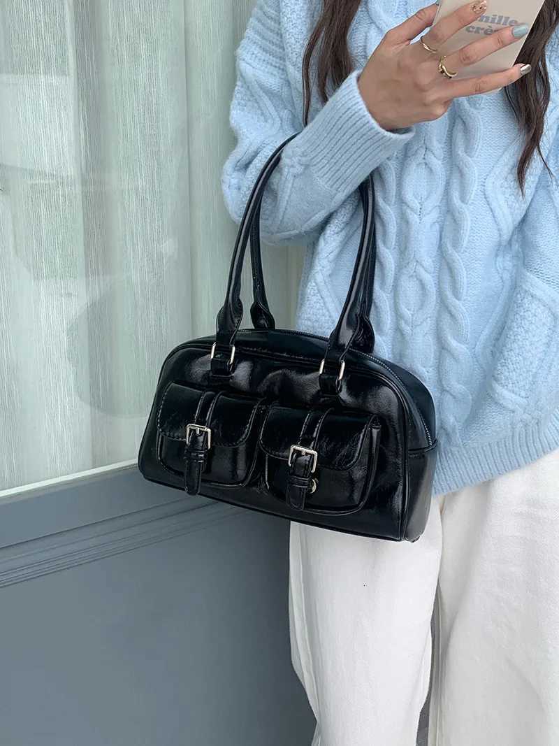 2025 New Large Capacity Instagram Bowling Handbag Casual Versatile Shoulder Bag Fi Commuter Underarm Bag Y250718