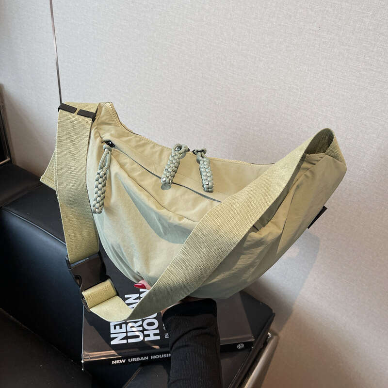 Casual for Women 2025 New Fashion Single Shoulder Large Capacity Student Class Commute Crossbody Dumpling Bag