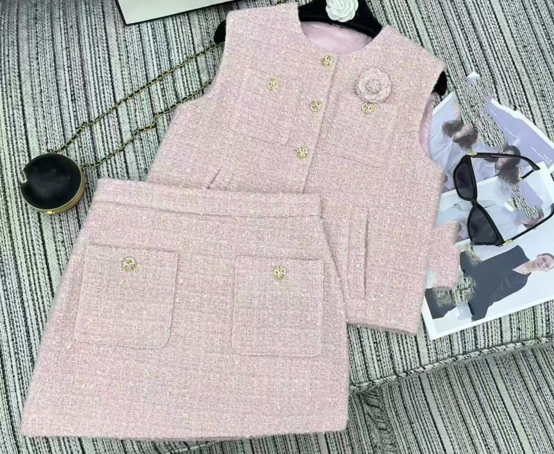 Summer Small tweed Round Neck Sleeveless Vest High Waist Slim Short Skirt Fashion Set 250718