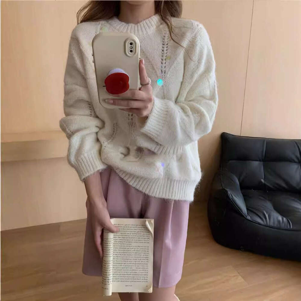 French Style Sequin Hollow Soft Sweater Knitwear For Women Autumn Winter Heavy Craft Design Niche Lazy Loose Top B5