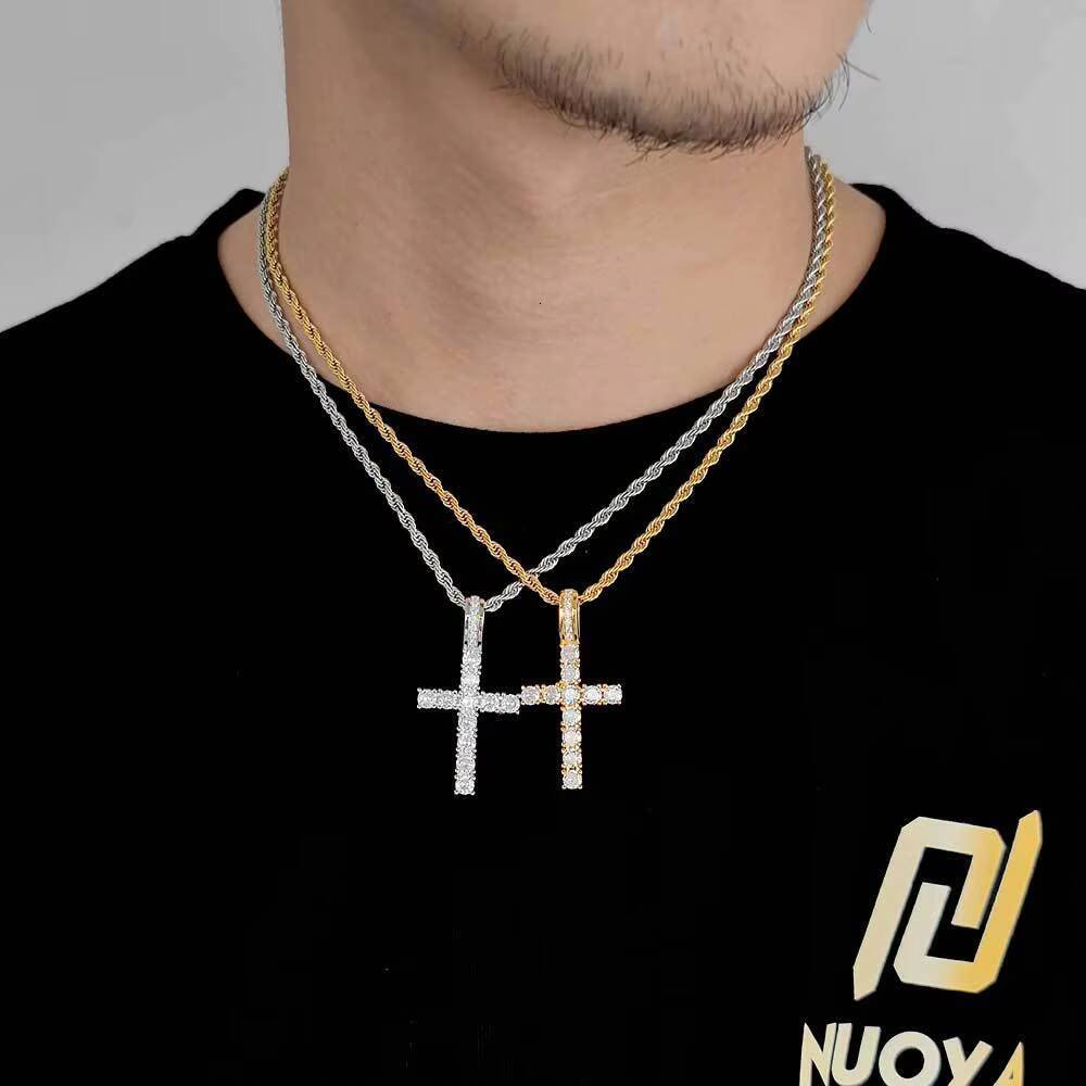 Hip Hop Charms 3mm 4mm 5mm 18K Gold Plated S925 Silver Diamond D Color VVS1 Moissanite Cross Pendant for Mens