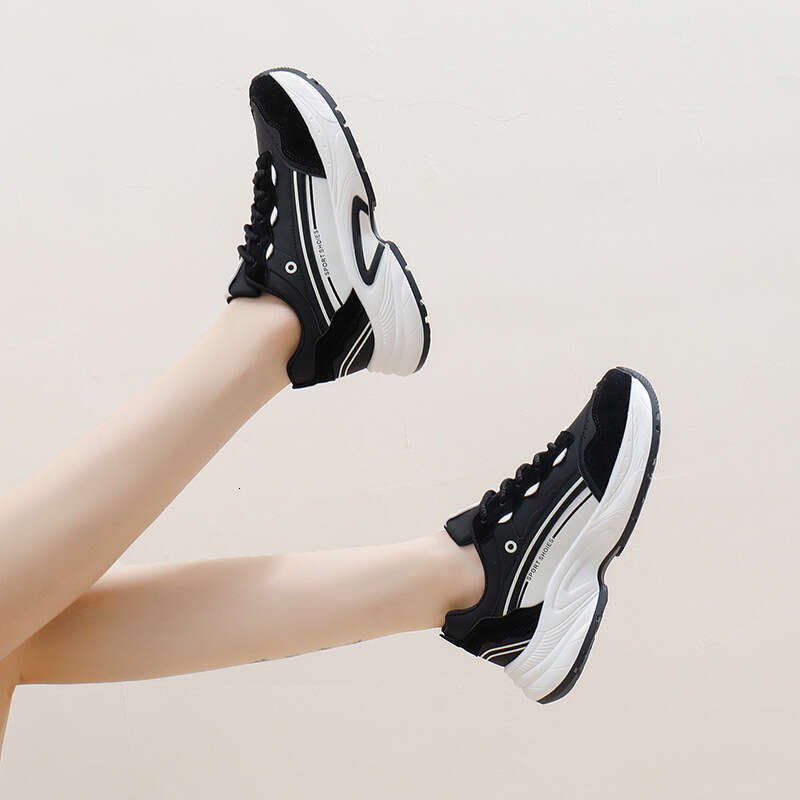 Women's Dad Sneakers 2024 New Autumn High-End Free shipping Versatile Thick-Soled White Soft Sole Non-Slip Travel Hiking Shoes