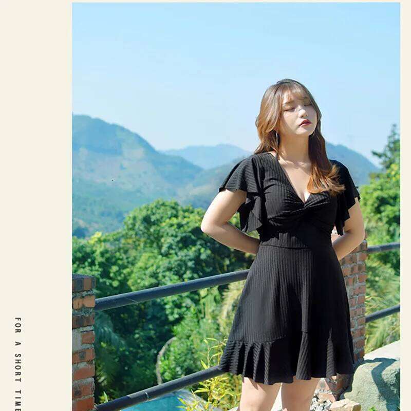 Large Size Female Fat Sister 100kg Belly Cover and Thin Skirt Flat Angle Conservative Loose Swimsuit