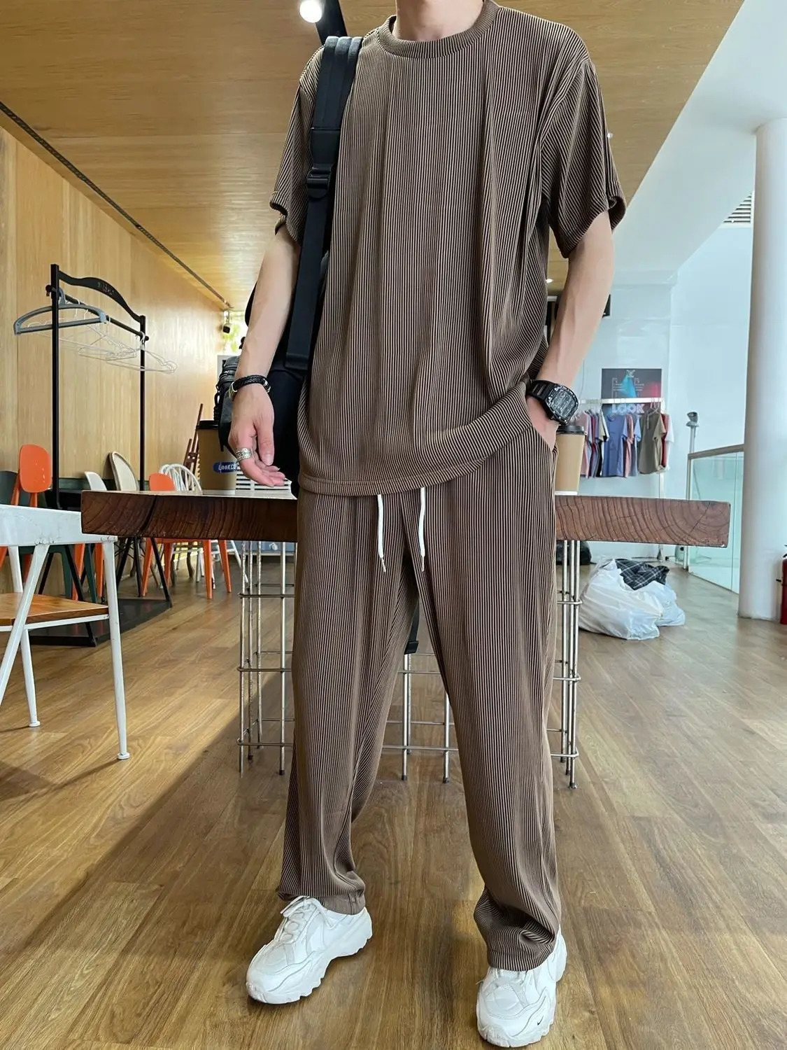 2025 mens ice silk set cool and breathable fashion trend mens ice silk set casual and comfortable 250715