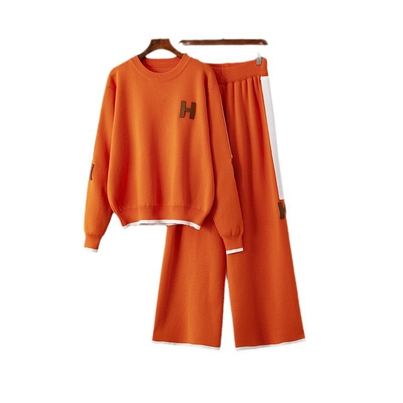 Knitted Fashion Set Round Neck Top Loose Casual Sweatpants Women Style 250718