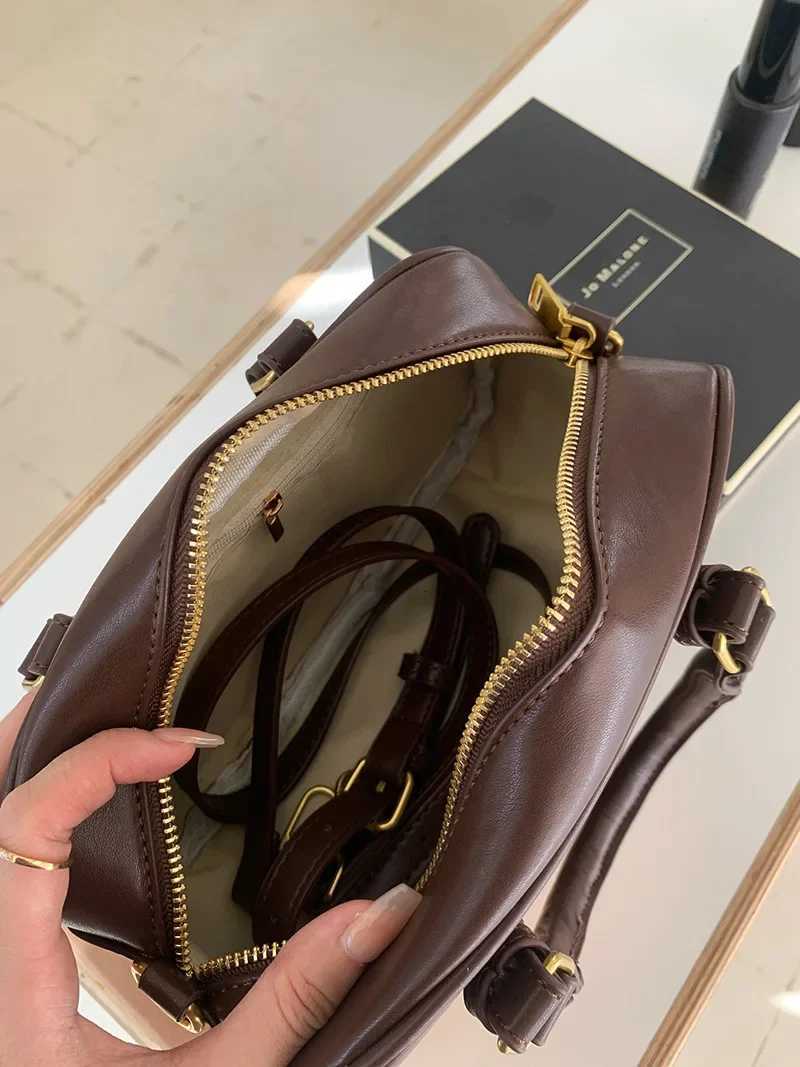 Vintage Maillard Ladies Pu Leather Shoulder Bag Solid Color Mens Crossbody Bags Simple Casual Womens Handbags Purse Y250718