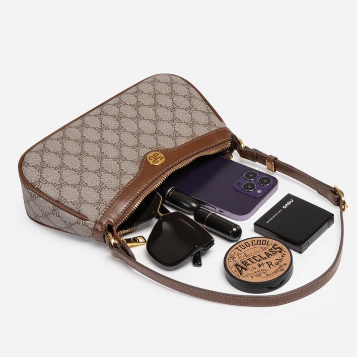 2025 Designer Shoulder High Quality Women's handbag Purse Leather Metal badge Letter print Crossbody Black Classic Underarm Bag Hobo bag