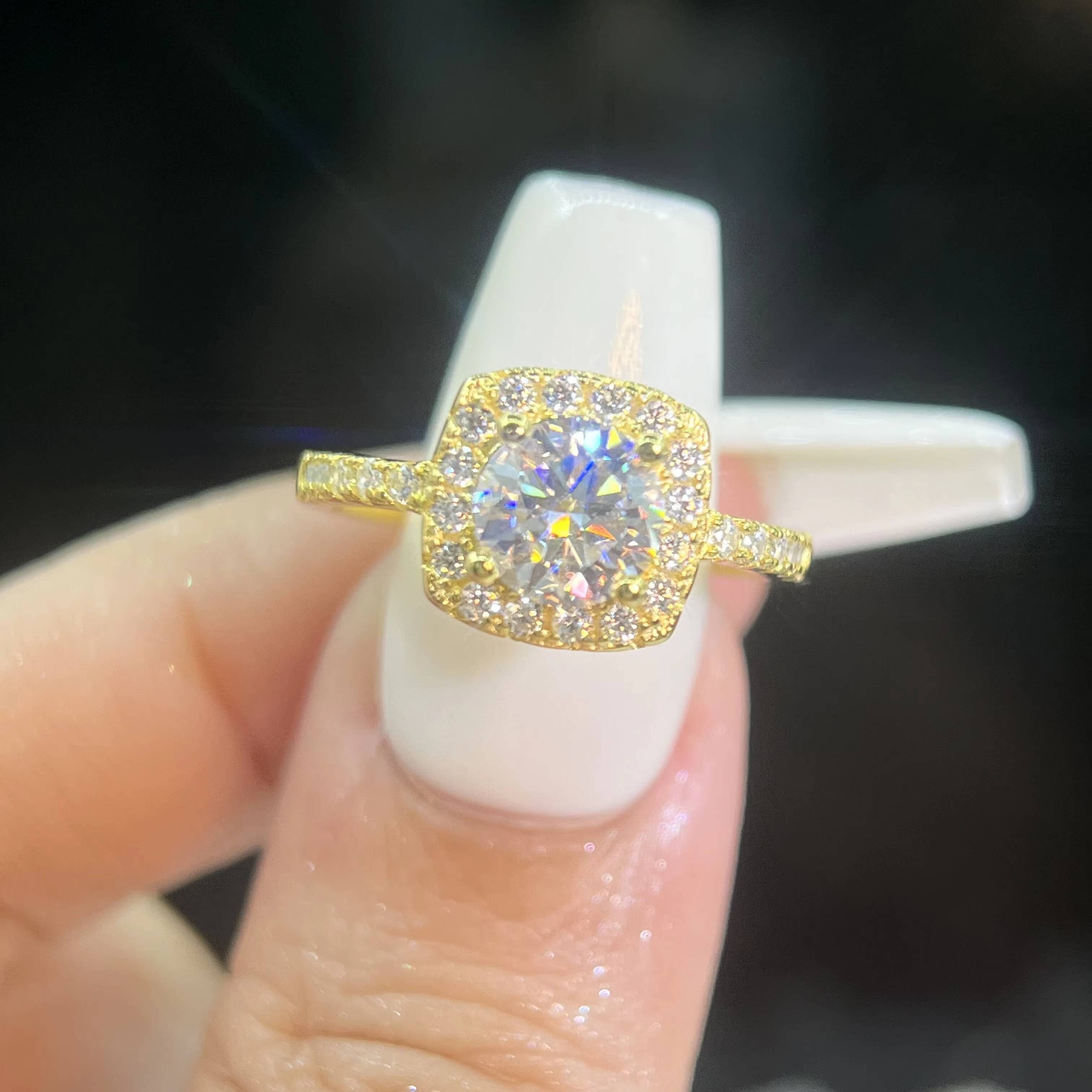 Yellow Gold-plated Silver S925 D VVS Moissanite Diamond Ring Luxury Jewelry Engagement Wedding Ring for Women Ring