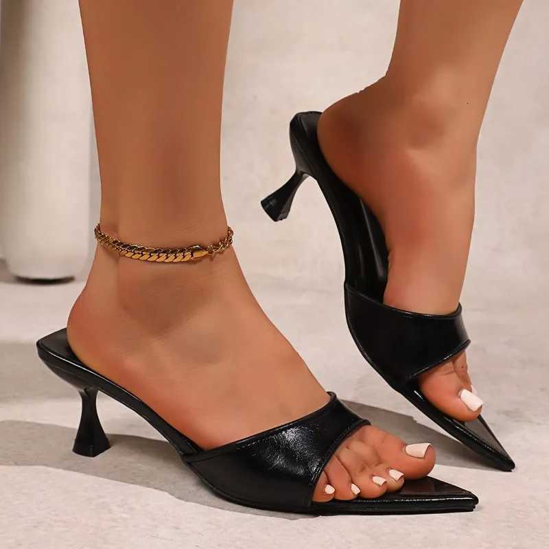 2025 Summer Trend Leopard Print Mid-Heel Slippers Party Designer Brand High H Comfortable Beach Slingbacks Y250716