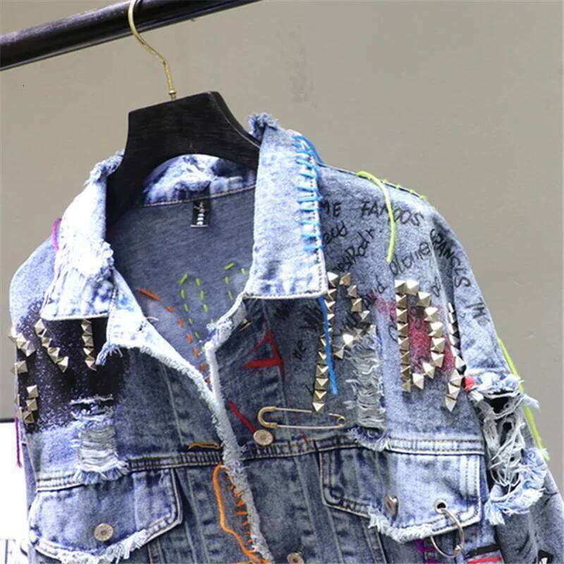 Fashion Rivet Beading Tassel Letter Graffiti Denim Women Loose Short Outerwear Holes Long Sleeve Jeans Jacket Coat Female