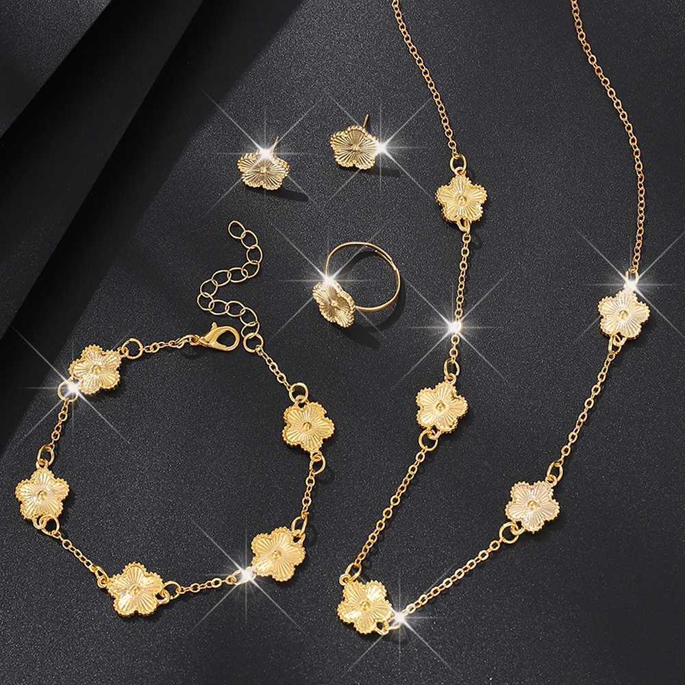 Shining Plum Bloss Plant Five Leaf Flower Plant Jewelry Set Bracelet Necklace Earrings by Wens X2507181