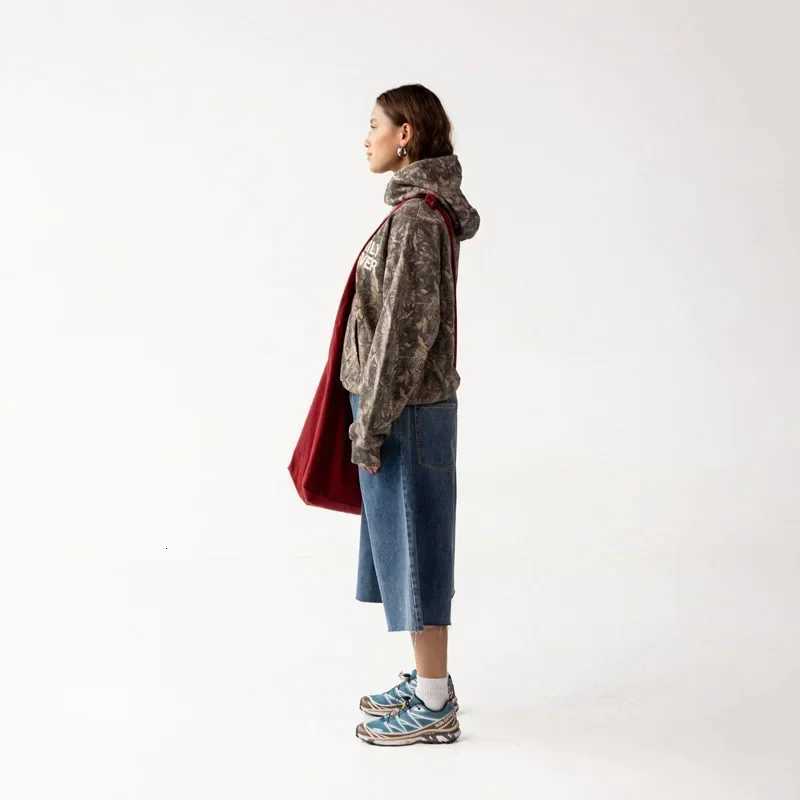 2K Hip Hop Retro Harajuku Hoodies Oversized Camouflage Pattern Soft Warm Hooded Sweatshirt Fashionable Men Women Street Wear X250718