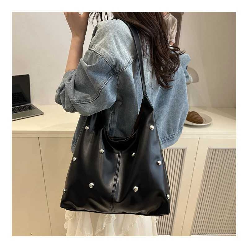 High-quality Large-capacity Bag for Wen New 2025 College Student Single-shoulder Bag Classes Niche Design Commuting Tote Bag Y250718