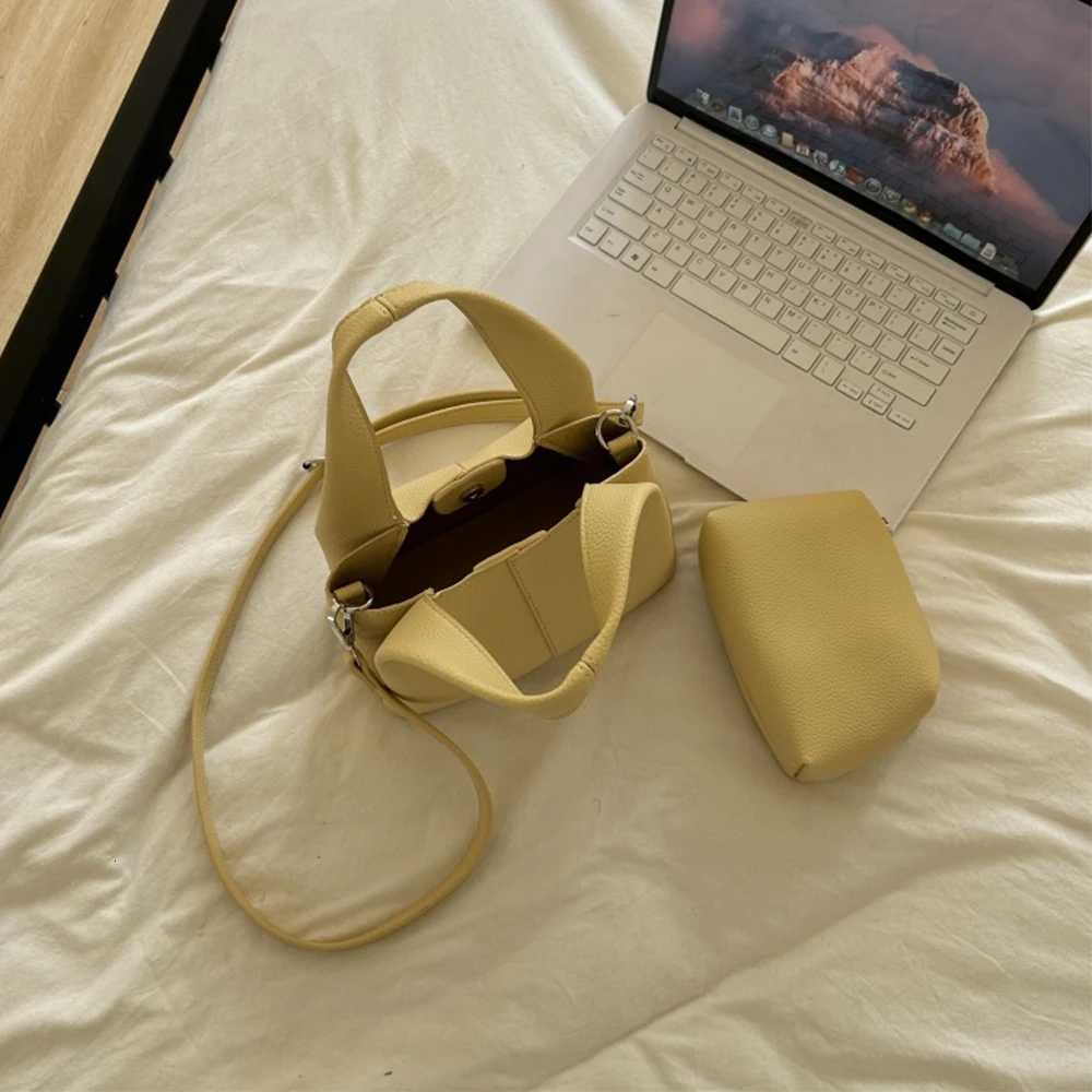 Fashion Tote Handbags Solid Pu Leather Bucket Bags Women Versatiel Commute Handle Pack Large Capacity Lady Leisure Composite Bag Z250718