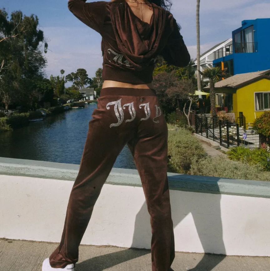 Designer Womens Velvet Tracksuits - Two-Piece Velour Jogging Set with Hoodie Sweatshirt and Pants C260312