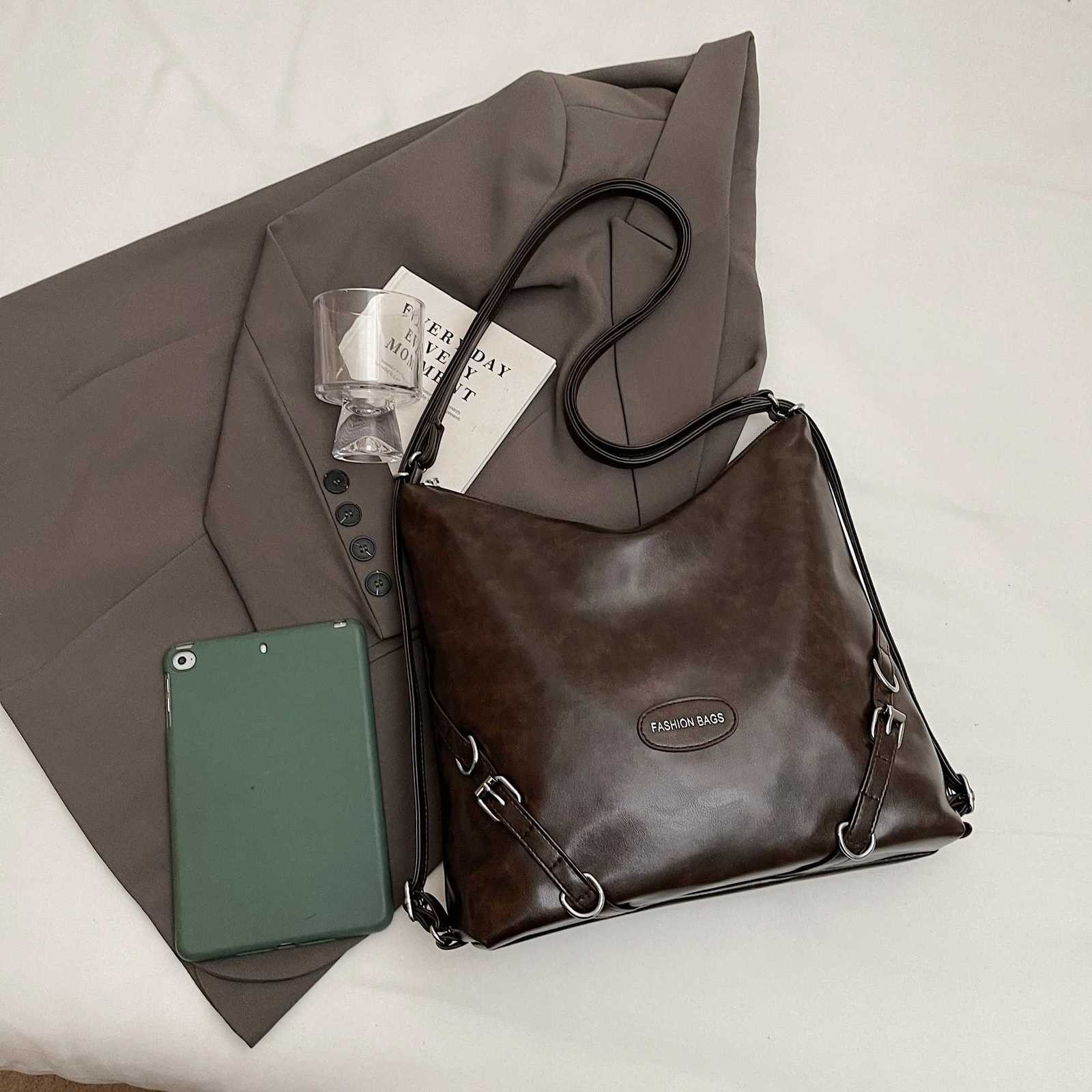 Leisure Commuting Large Capacity Mens Backpack 2024 New Autumn and Winter Versatile Single Shoulder Tote Bag Y250730