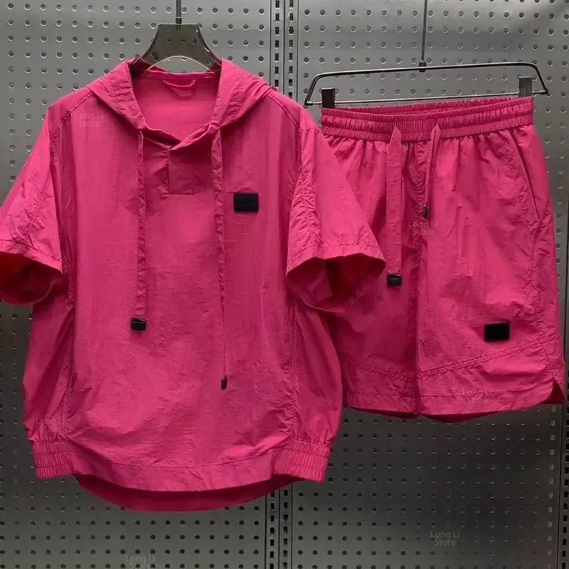 Mens Loose Light Breathable Tshirt Shorts Set Cargo Style Pocket Fashion Casual Sport Hoodies Short Sleeve Twopiece 250717