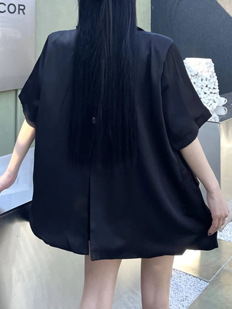 30A3765 EAM Women Black Big Size Metal Buckle Blazer Lapel Short Sleeve Loose Fit Jacket Fashion Spring Summer 250703