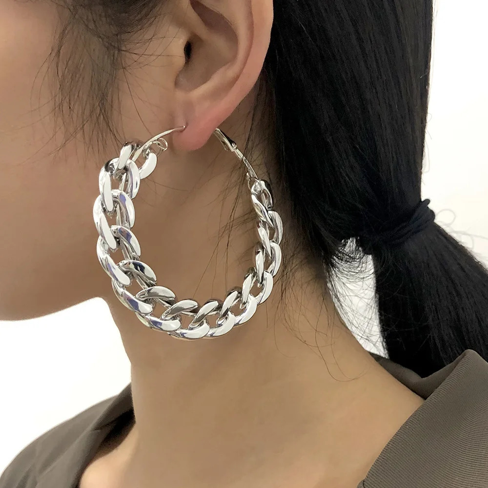 Metal Punk Style Oversized Large Hoop Earrings Twisted Big Circle Round Loop for Women Exaggerate Party Jewelry Gifts 250715