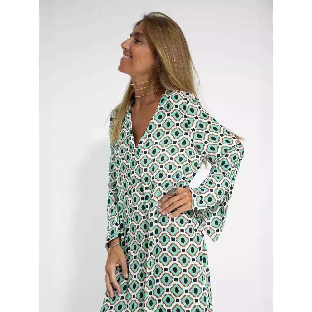 Jinghu District Goddess Style Polyester Large Hem Split Pullover Sleeve Slit V-Neck Shirt Long Dress B5 g5