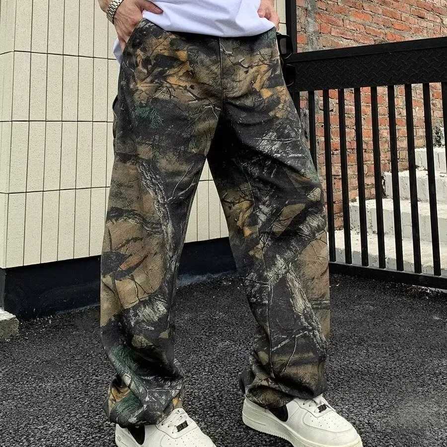 2024 Fashionable Mens Work Jeans with European and American High Street Washed Spliced Camouflage Leaf Print. X250718