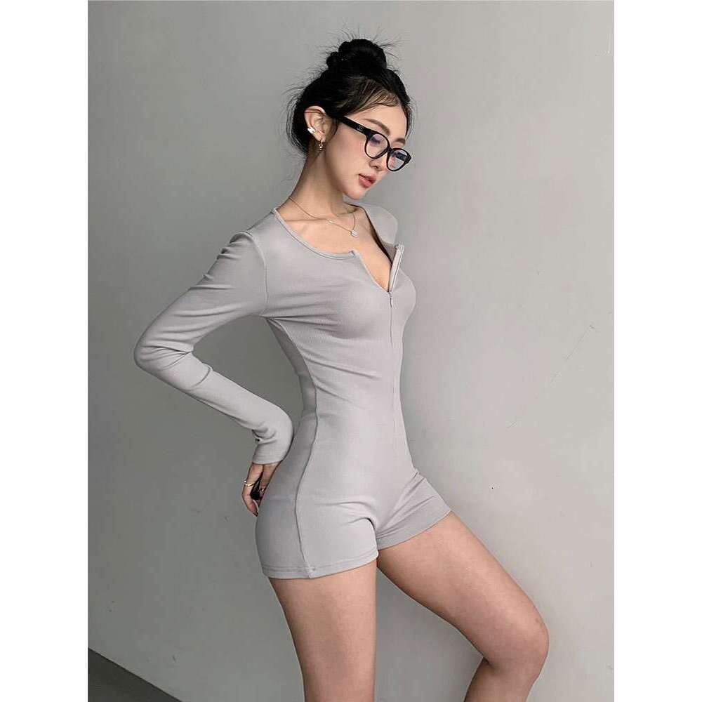 American Style Chic Niche Hot Girl Simple Solid Color Slim Fit Inner And Outer Wear Long Sleeve Jumpsuit Shorts For Women B5