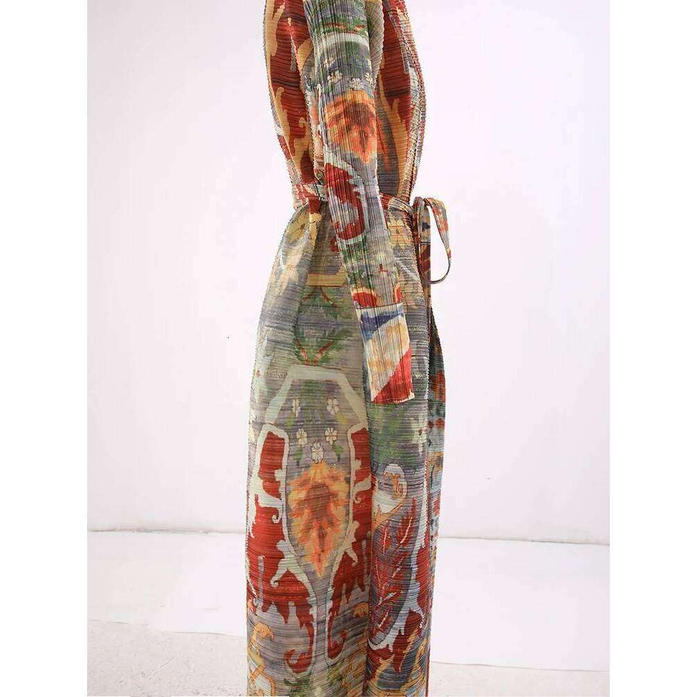 LANMREM Fashion Designer Print Pleated Windbreaker Women Scraf Collar Belt Gathered Waist Contrast Color 2024 New Coat 32C1261