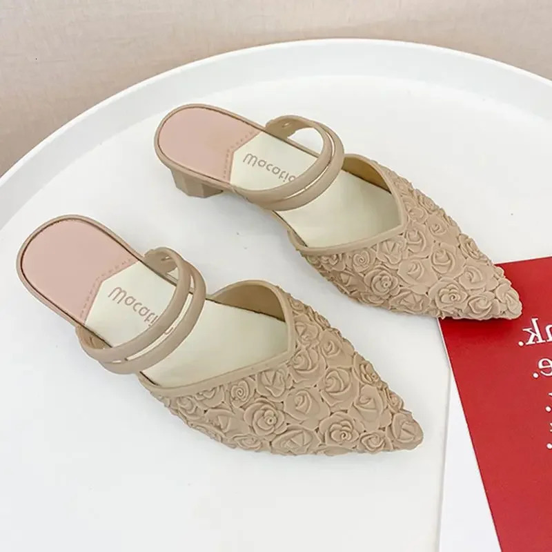 Outside Pointed Toe Womens Slippers and Ladies Sandals 2025 Trend Chic Elegant Slides Clappers High Quality Top s Shoes 250717