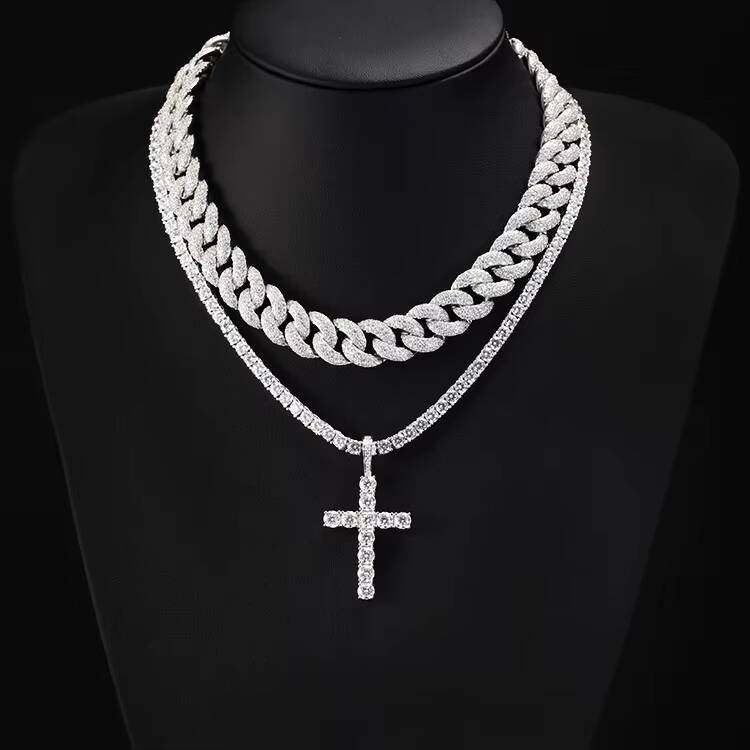 High Hot Sale Moissanite Cross Pendant 3mm 4mm 5mm 925 Silver Pendant D Color Moissanite Pendant for Tennis Chain