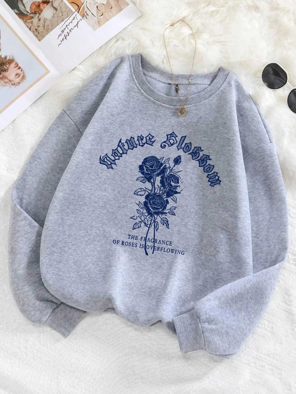 Street Womens Hoodie Vintage Letters Flowers Printing Sweatshirt Comfortable Crewneck Soft Pullover Autumn Fe Sportswear XJ250717