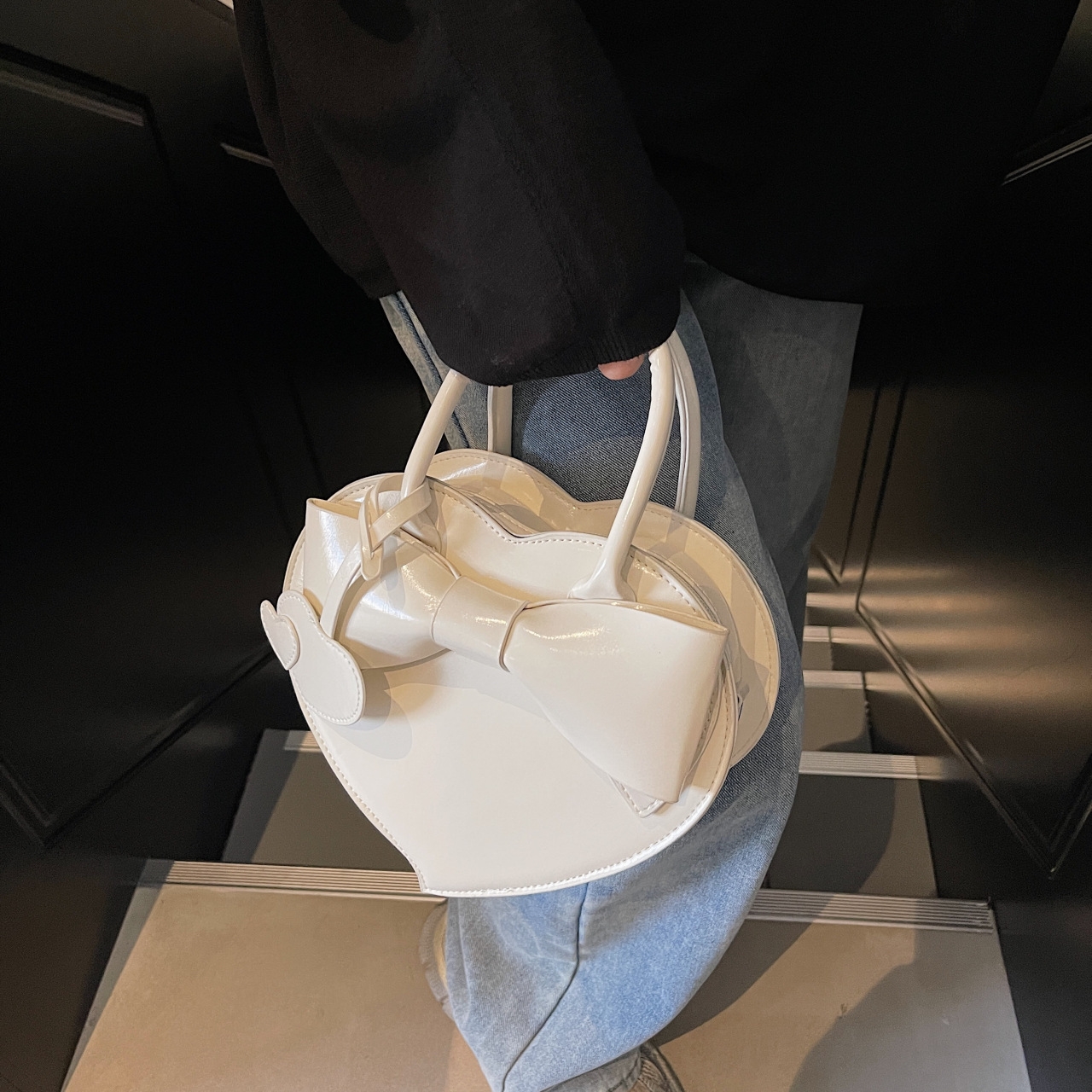 2025 New Style Heart - shaped Bow - knot Handbag for Women a Fashionable and Sweet Cross - body Bag for Girls