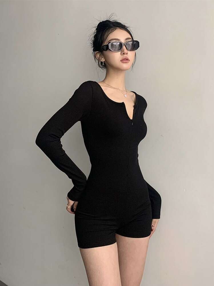 American Style Chic Niche Hot Girl Simple Solid Color Slim Fit Inner And Outer Wear Long Sleeve Jumpsuit Shorts For Women B5