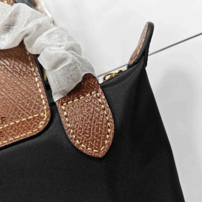 Haute qualit femmes Mini tote Sac nylon sans perforation une paule Sling Bag multifonctionnel printemps automne dumpling bag Y250717