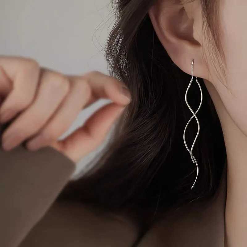 Minimalist Long Wavy Fringe Earrings New Wen Fashionable Hanging Earrings High-End Jewelry Minimalist Accessories Gifts X250718