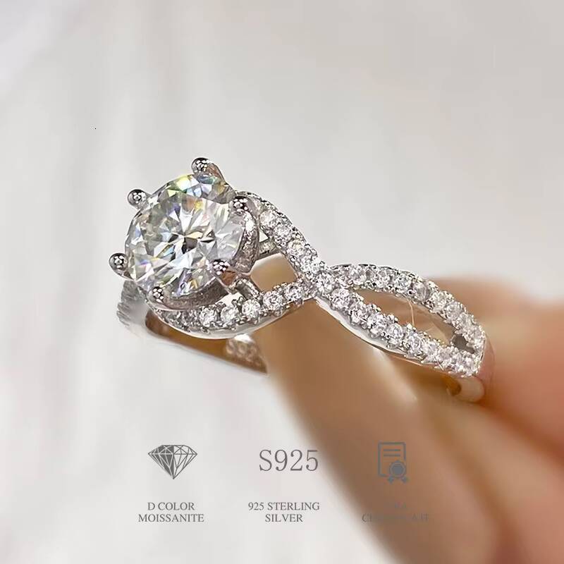 Factory Wholesale 1-2 Ct Luxury 925 Sterling Silver Engagement Ring GRA Pass Diamond Tester Moissanite Solitaire Ring for Women