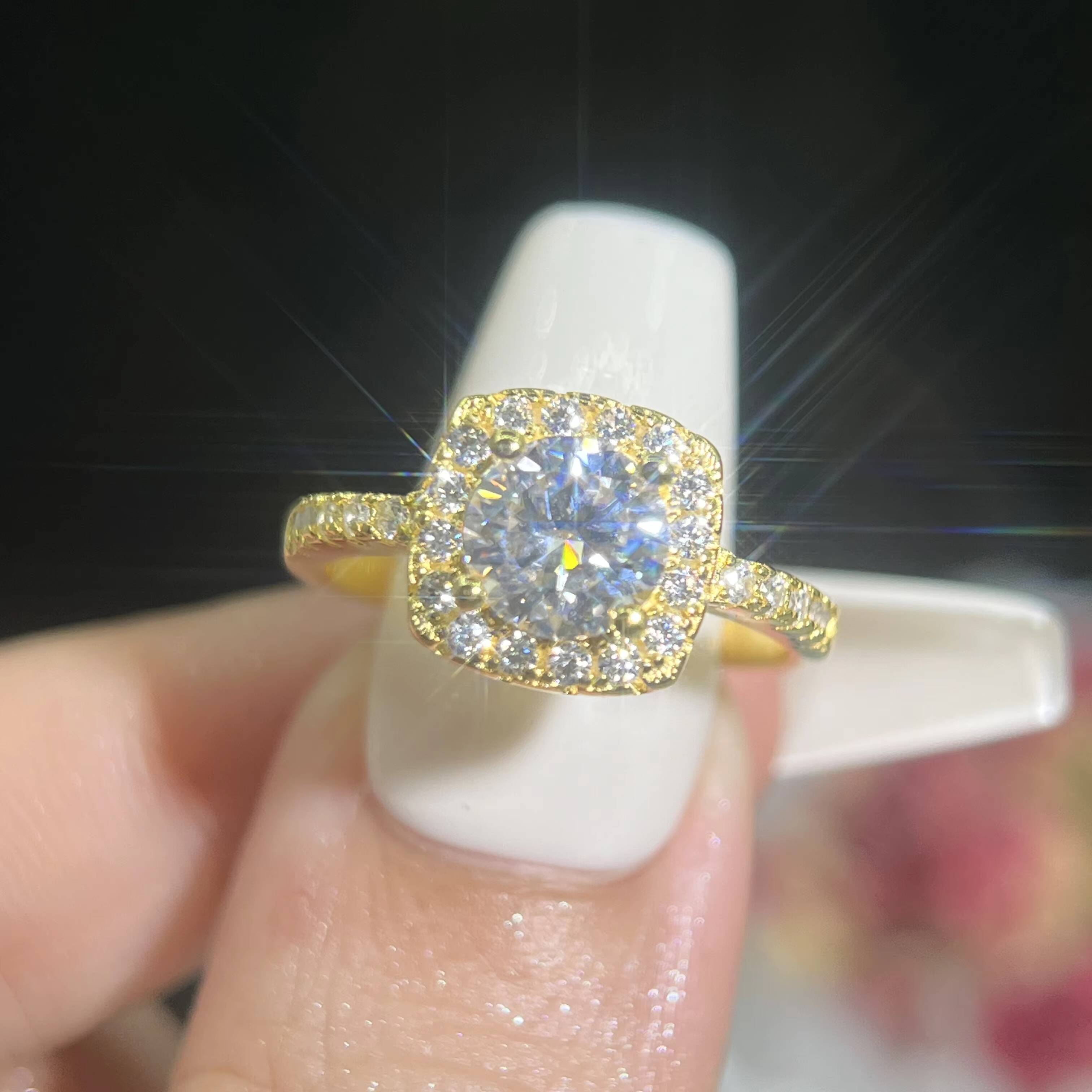 Yellow Gold-plated Silver S925 D VVS Moissanite Diamond Ring Luxury Jewelry Engagement Wedding Ring for Women Ring