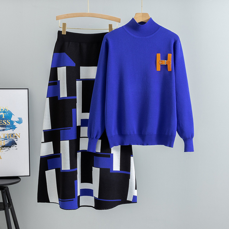 Color-Block Sweater and Skirt Set for Women Autumn Winter Knitted Top Two-Piece Set 250718