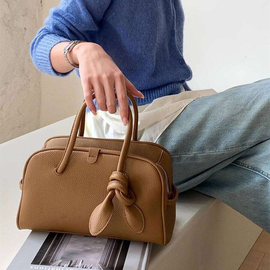 Personality Pu Handbags Solid Color Twist Decor Txture Boston Bag Large Capacity Female Versatile Daily Handle Packs