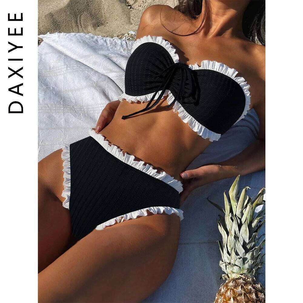 Frilled Ruffle Wrinkled Bandeau Bikini Set White Black Contrast Color Women Swimwear Female Swimsuit Bather Bathing Suit Biquini