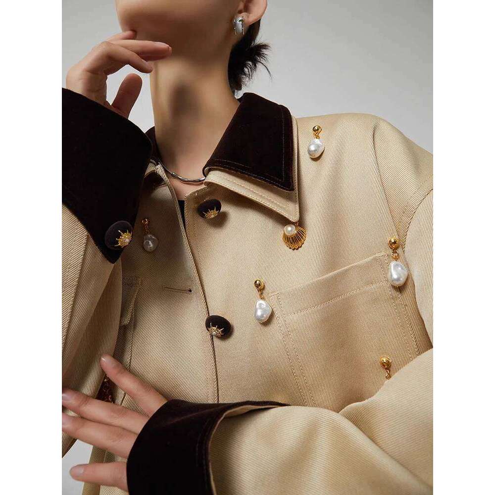 Elegant Women Pearl Embellished Jacket Long Sleeve Button Down Pocket Coat Contrast Collar Vintage Style Outerwear for Ladies