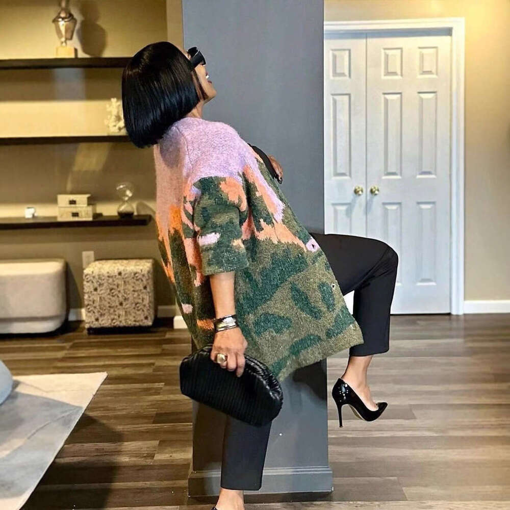 TRAFZAINS Autumn Winter Style Landscape Pattern Long Sleeve V-Neck Loose Knitted Coat Jacket B5