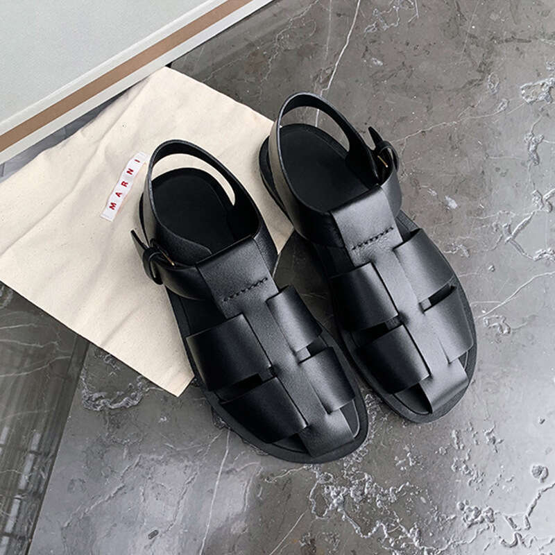 Designer Studiolee Fashion Round Toe Heavy Craft Soft Leather Sole Wide Breathable Adjustable Roman Sandals for Women