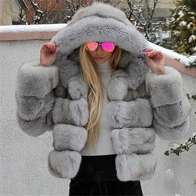 Luxury Faux Fox Fur Coat Women Short Winter Jacket with Big Fur Hood Thick Warm Overcoat New Fashion Flurry Fake Fur Coats