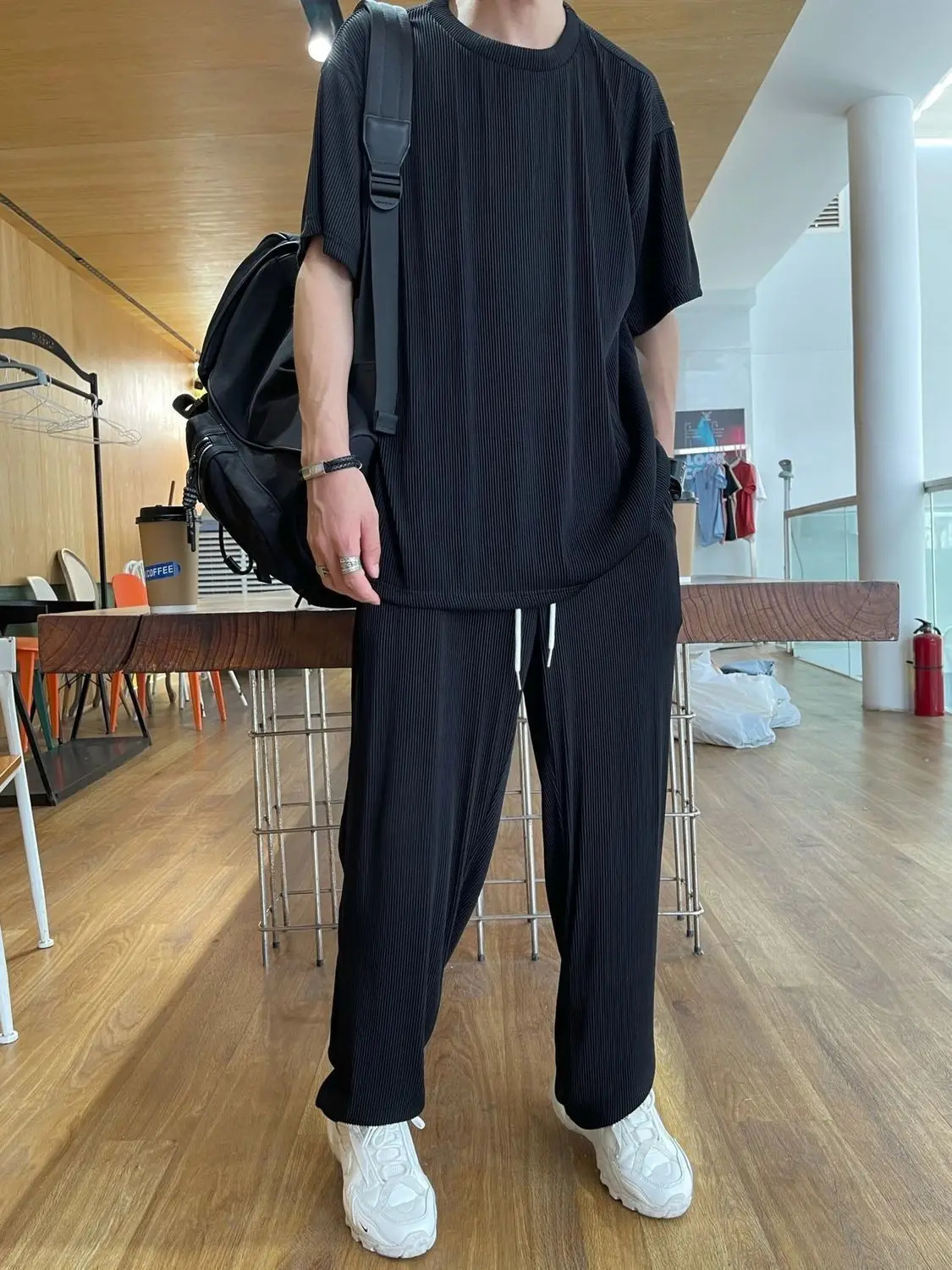 2025 mens ice silk set cool and breathable fashion trend mens ice silk set casual and comfortable 250715