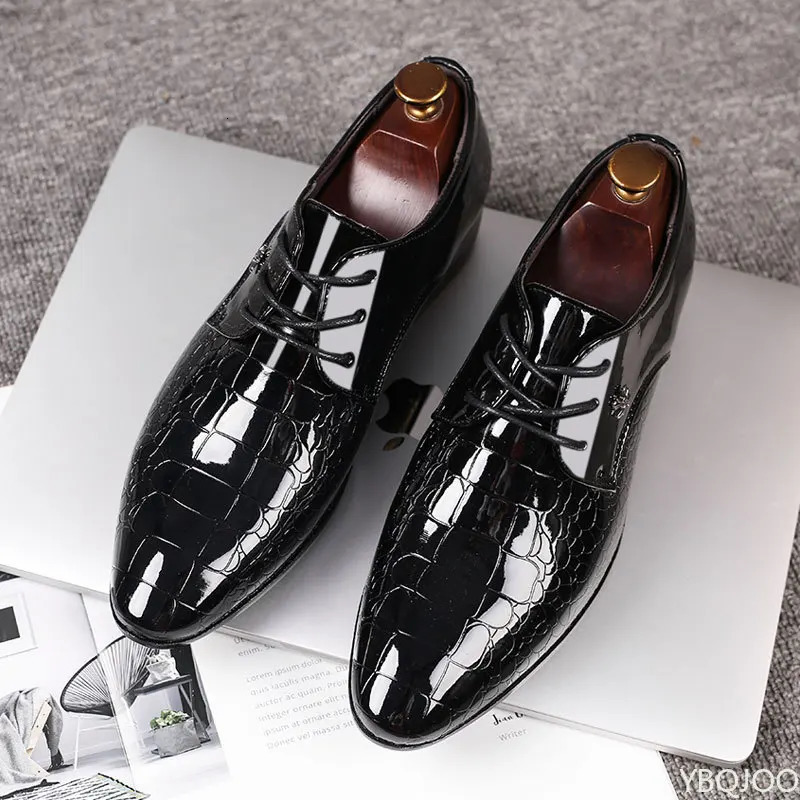 Mens y Patent Leather Shoes Pointed Toe Dress est Oxford Wedding Trend Plus Size Male Footwear Shoes 250717