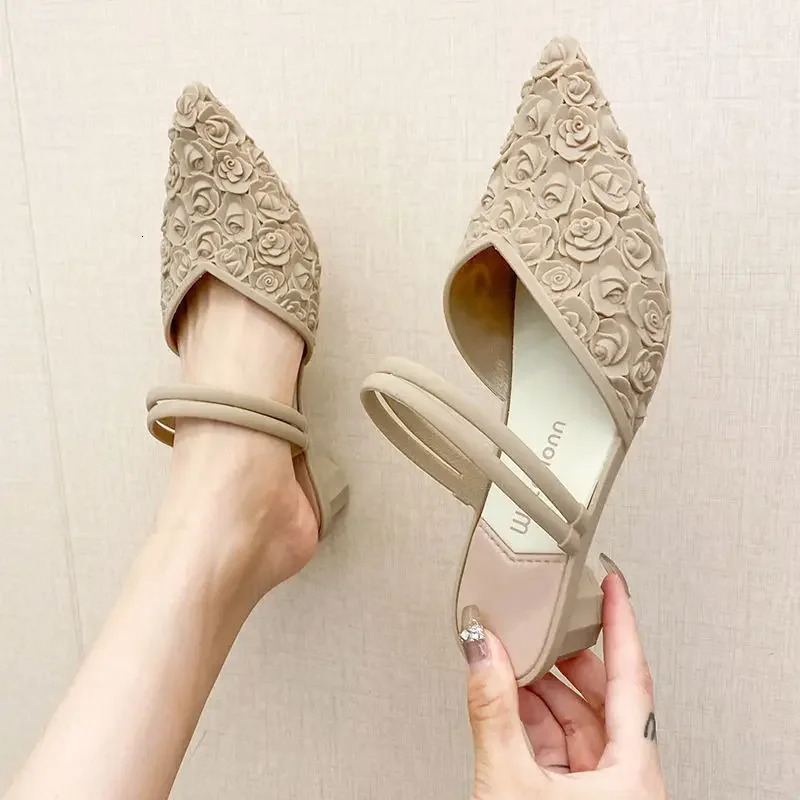 Outside Pointed Toe Womens Slippers and Ladies Sandals 2025 Trend Chic Elegant Slides Clappers High Quality Top s Shoes 250717